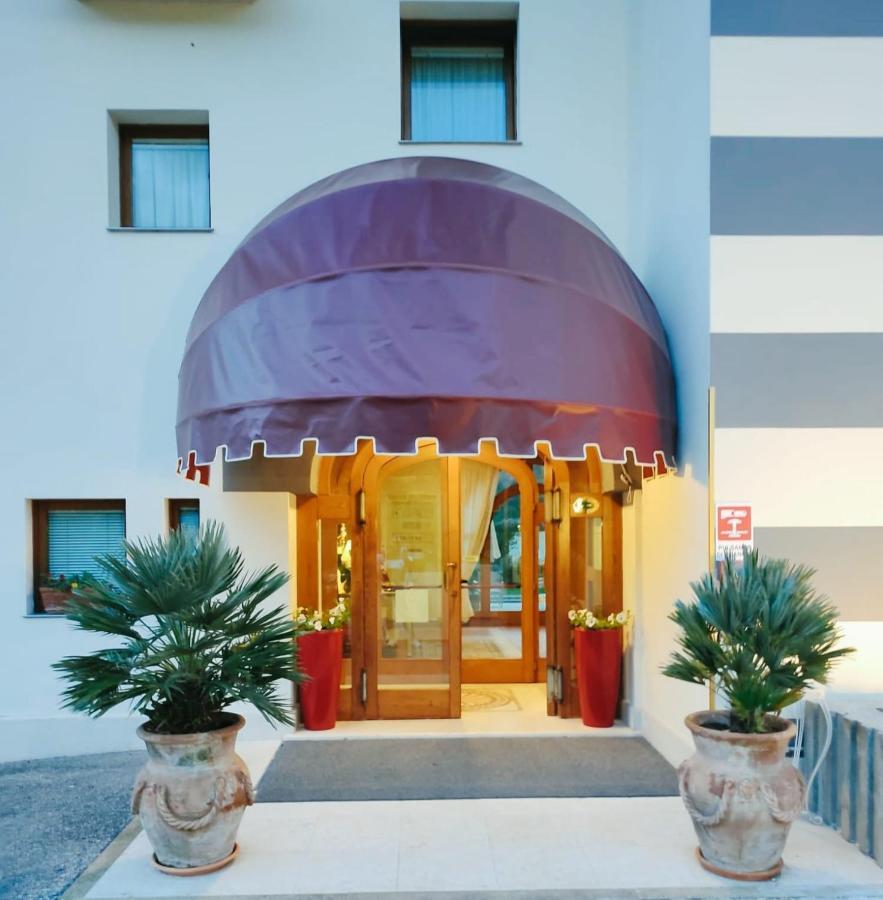 Hotel Villaguarda Prosecco Area Follina Екстер'єр фото