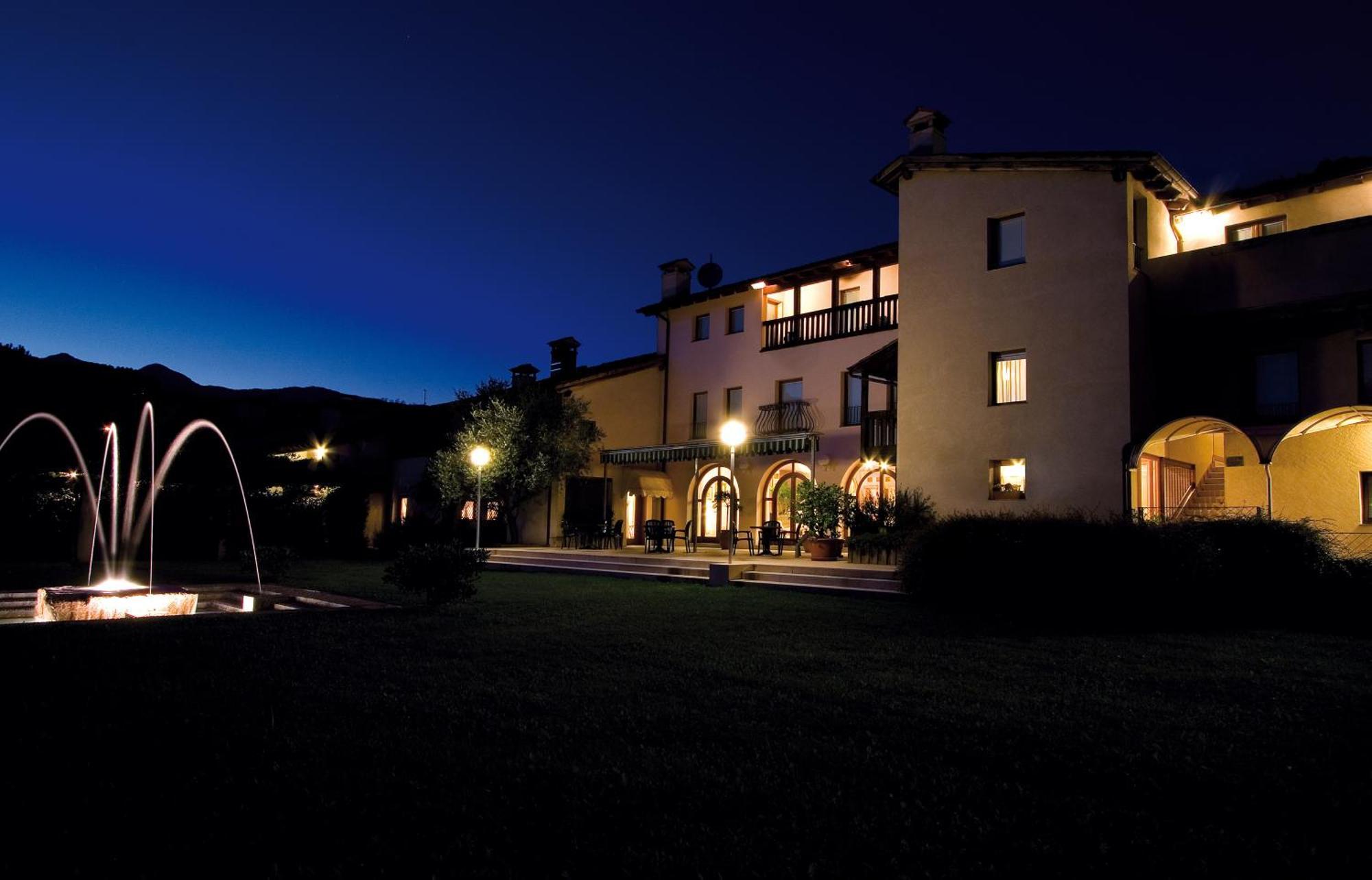Hotel Villaguarda Prosecco Area Follina Екстер'єр фото